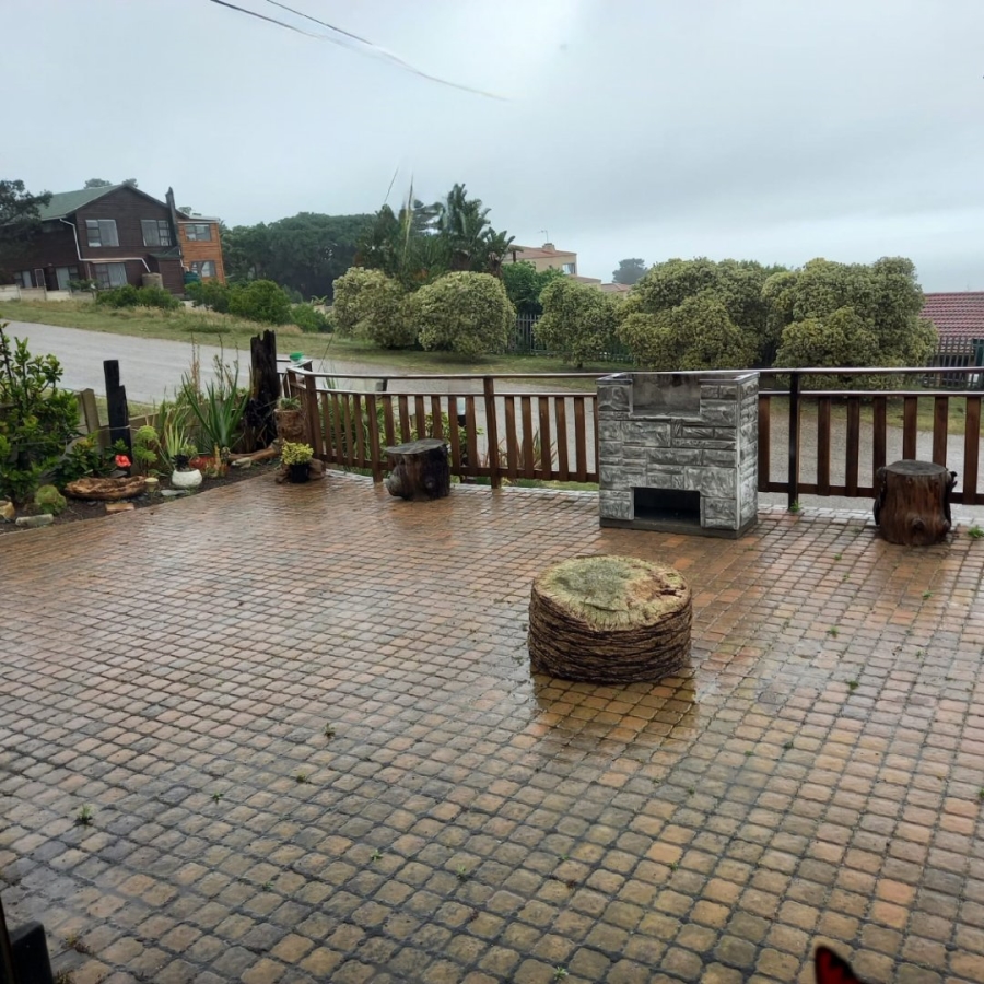 4 Bedroom Property for Sale in Dana Bay Western Cape